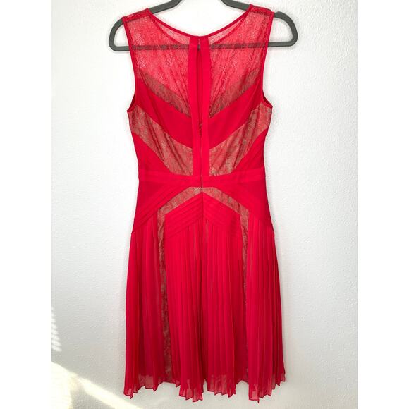 BCBGMAXAZRIA Raya Red Sleeveless Chevron Pleated Lace Dress 6 - Picture 16 of 16